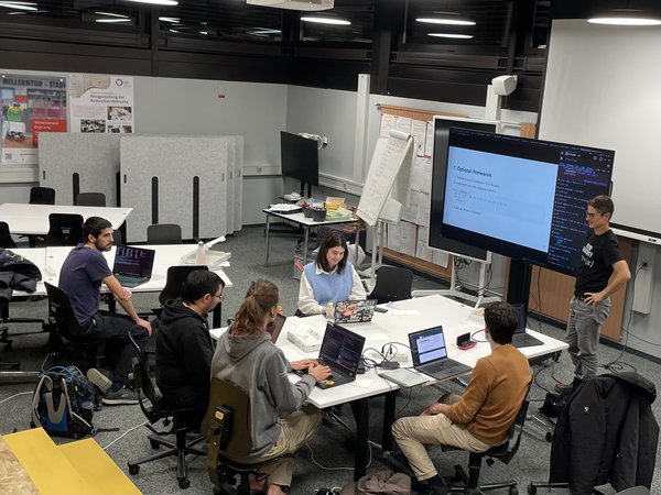 Bild/Flyer zu Software Crafters: «Software Engineering With AI – Without Losin